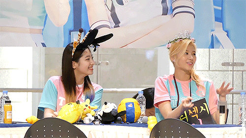 사나 따라하는 트와이스 다현이.gif | 인스티즈