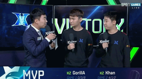 [LOL] 어제 인터뷰 도중 칸 발언을 수습하는 주장 꼬릴라.gif ㅋㅋㅋㅋㅋㅋㅋㅋ | 인스티즈