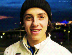 진짜 출국금지 시키고픈 캐나다 스노보더 마크 맥모리스 짤털 | 인스티즈