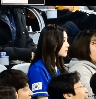 키스타임을 본 아이린.gif | 인스티즈