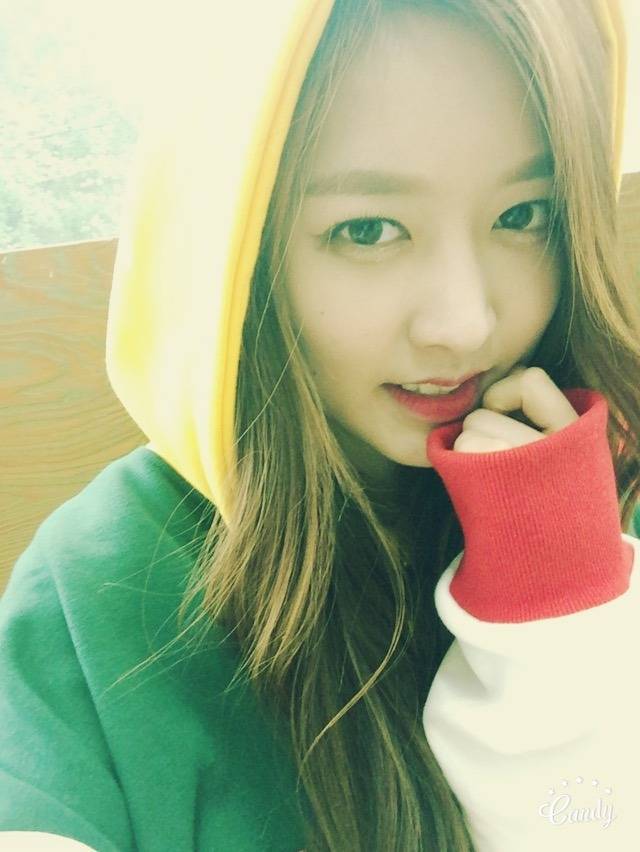 구구단 비주얼+얄미움을 담당하는 멤버.gif | 인스티즈