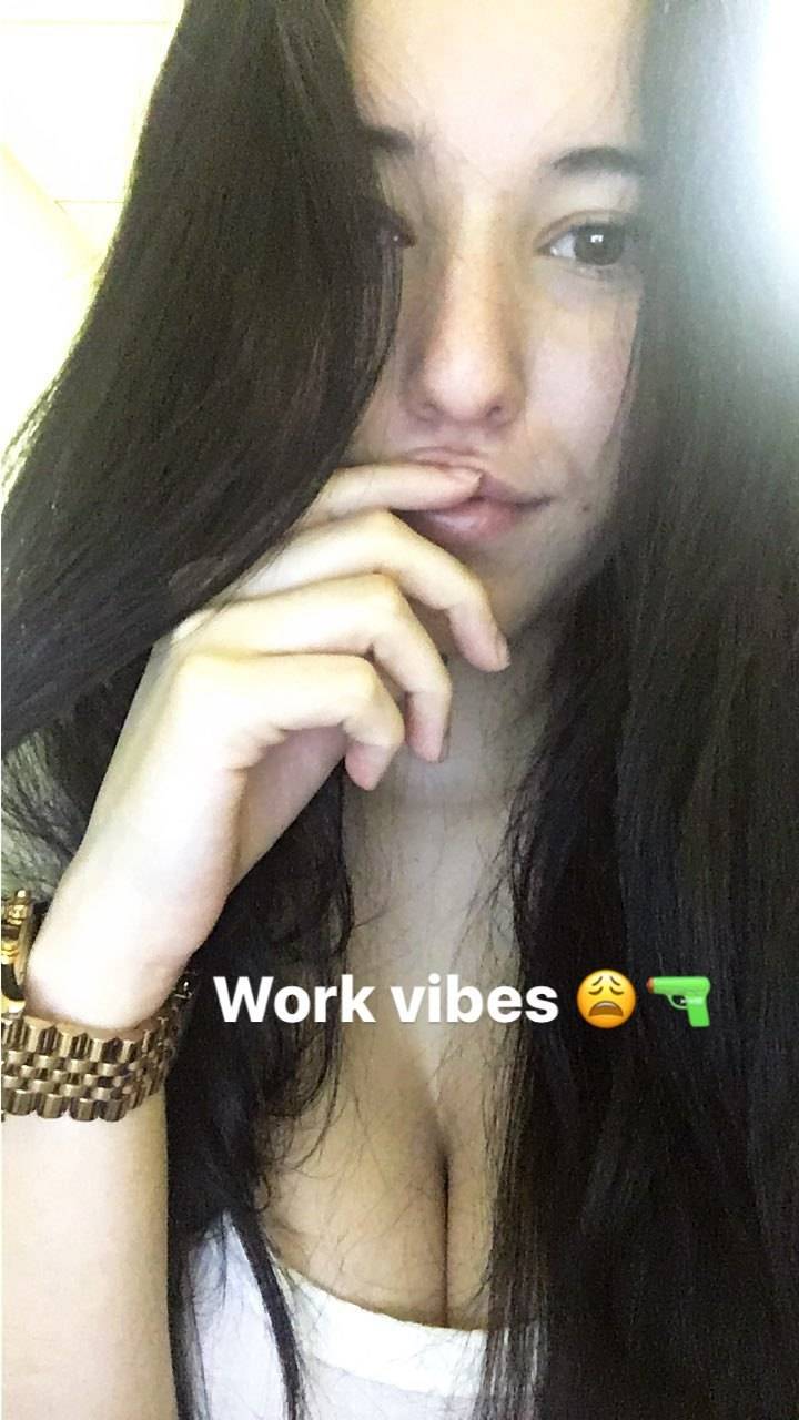 앤지 바로나 | 인스티즈