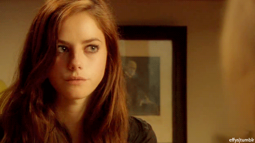 남자보다 여자들의 마음을 흔들었던 여자. 스킨스 '에피' | 인스티즈