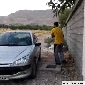 상남자가 키없이 차문 여는법.gif | 인스티즈