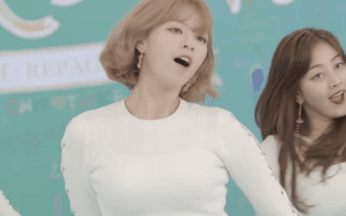 트와이스 v앱 heart shaker 무대 움짤(원스 어서오고) | 인스티즈