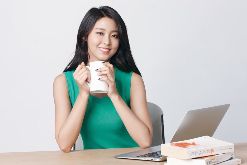 갠적으로 뭘 해도 어색해보이는 연예인 2명.JYP | 인스티즈