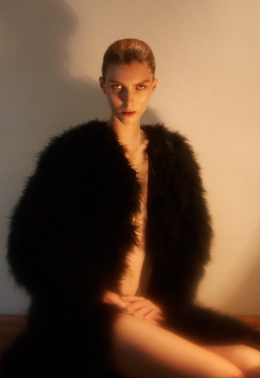 [클로에메미세빅] 넘 마르고 길어서 기괴하다는 스웨덴 출신 모델 | 인스티즈