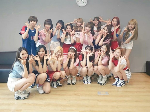 디씨에서 트와이스와 오마이걸 팬들이 친목질 하는 이유.jpg | 인스티즈