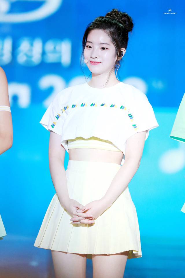 군인들에게 인기 좋다는 트와이스 멤버.jpg | 인스티즈