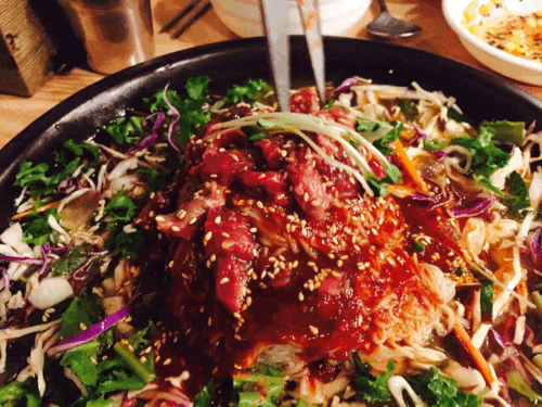 생고기는 역시 육회 움짤 gif | 인스티즈