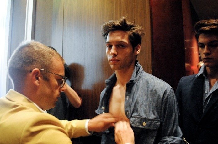 외국 남자모델들 백스테이지.jpgif | 인스티즈