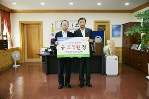 5억받고 치피삼(치킨,피자,삼겹살) 끊기 가능하다 vs 불가능 | 인스티즈