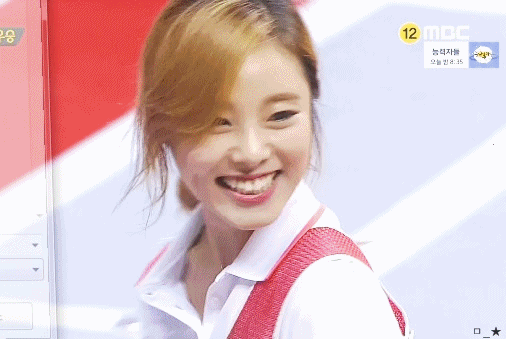 문별 따라하는게 재밌는 휘인ㅋ.gif | 인스티즈