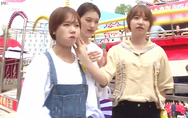 볼따구 털리는 아이오아이 최유정.gif | 인스티즈