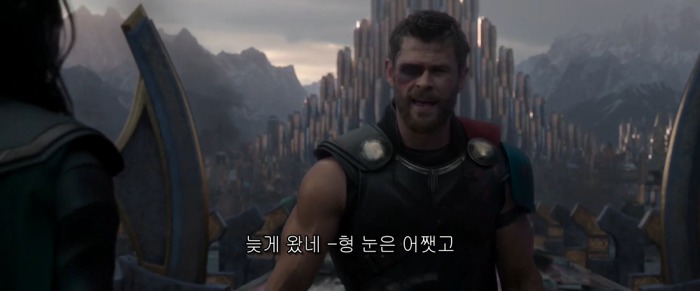 [토르:라그나로크] 네가 망치의 신 토르니?.jpgif | 인스티즈