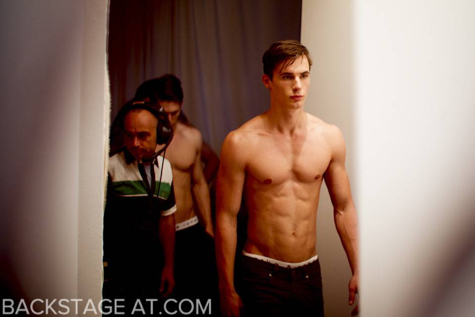 외국 남자모델들 백스테이지.jpgif | 인스티즈