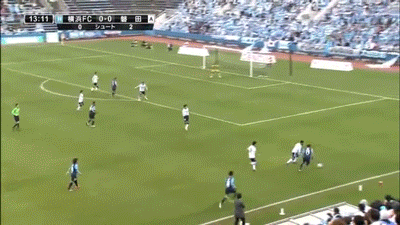 일본의 49세 스트라이커.gif | 인스티즈