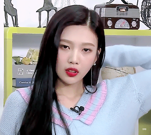 오늘자 흑발 애교넘치는 조이 .jpgif | 인스티즈