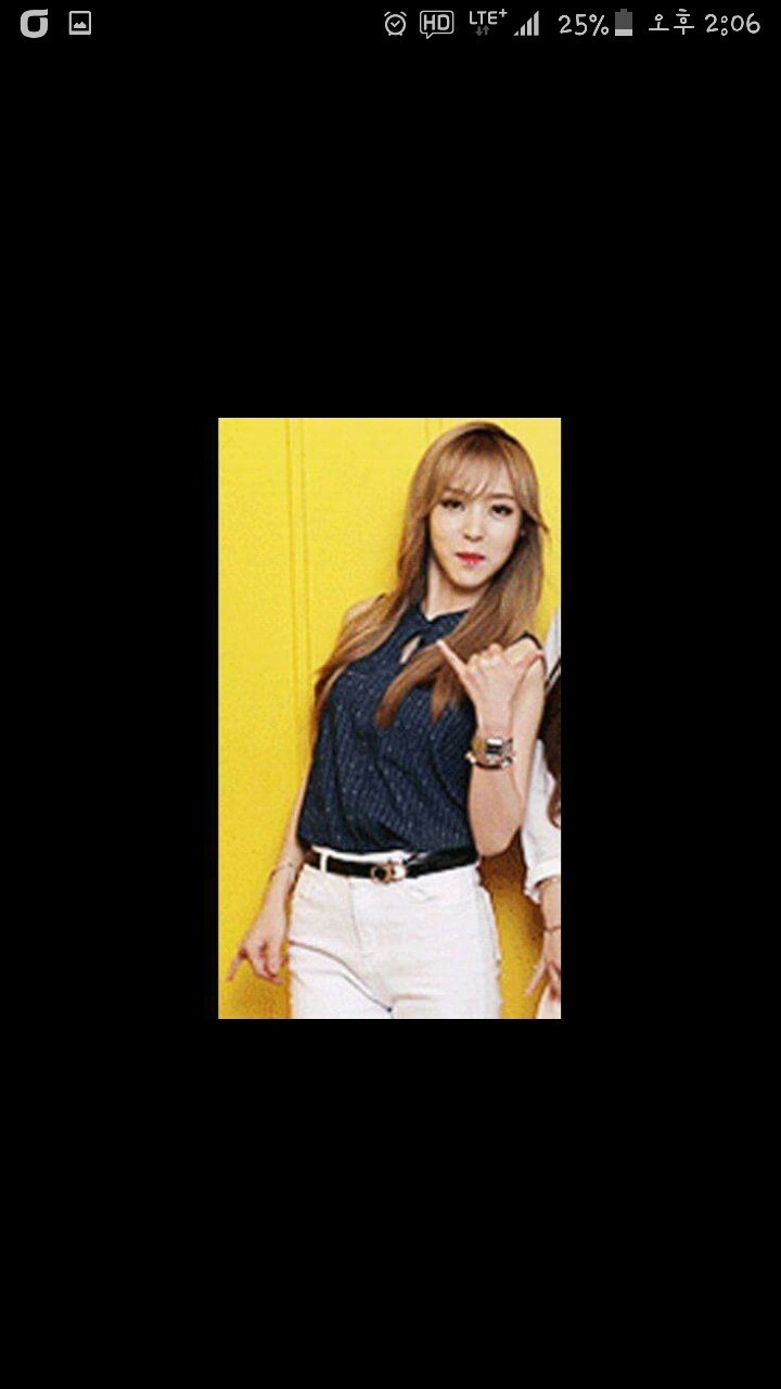 양손 동기화 하는 아이돌들 | 인스티즈