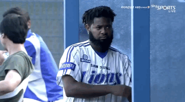 외국인 노동자 폭행장면.GIF | 인스티즈