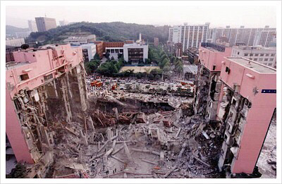 1995년 서울 삼풍백화점이 무너진 충격적인 이유.jpg | 인스티즈