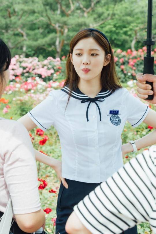 교복입은 닥터스 이성경 | 인스티즈