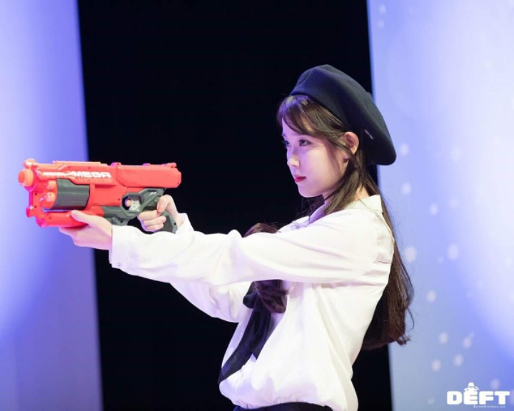 베레모쓴 아이유.jpg | 인스티즈