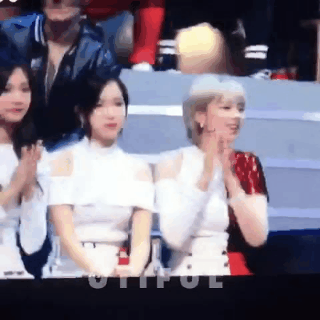 161202 MAMA 레드카펫 미나리 | 인스티즈