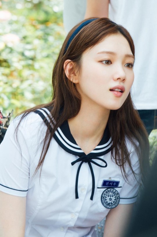 교복입은 닥터스 이성경 | 인스티즈