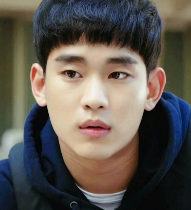 입꼬리가 유명한 남자연예인들 | 인스티즈