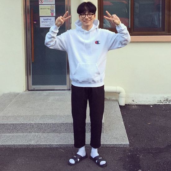 배우 이동휘 사복 스타일.jpg | 인스티즈