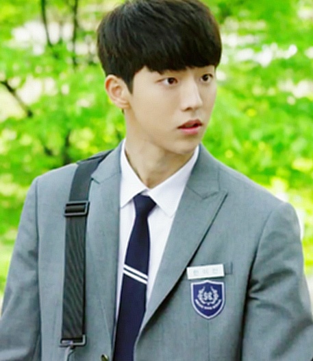 나이 어린 여자들이 전형적으로 좋아하는 남자 외모.jpg | 인스티즈