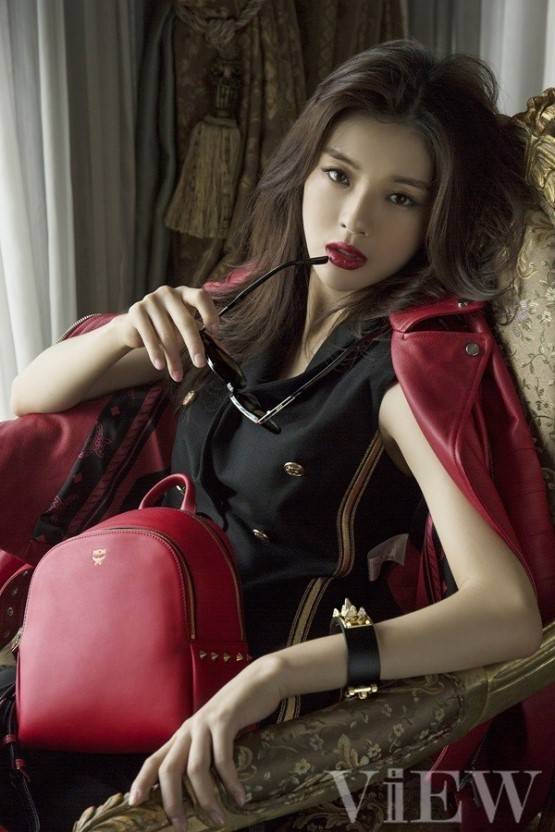 심심한 새벽에 네이버로 소속사 검색하다가 김태리 예뻐서 저장하고 이참에 다른 사람들도 찾아보자 해서 저장한 여자연예인들 | 인스티즈