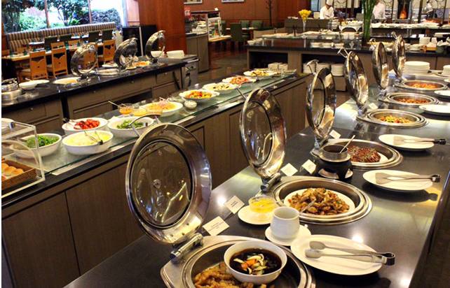 나는 뷔페에서 본전을 뽑는다 vs 못뽑는다 | 인스티즈