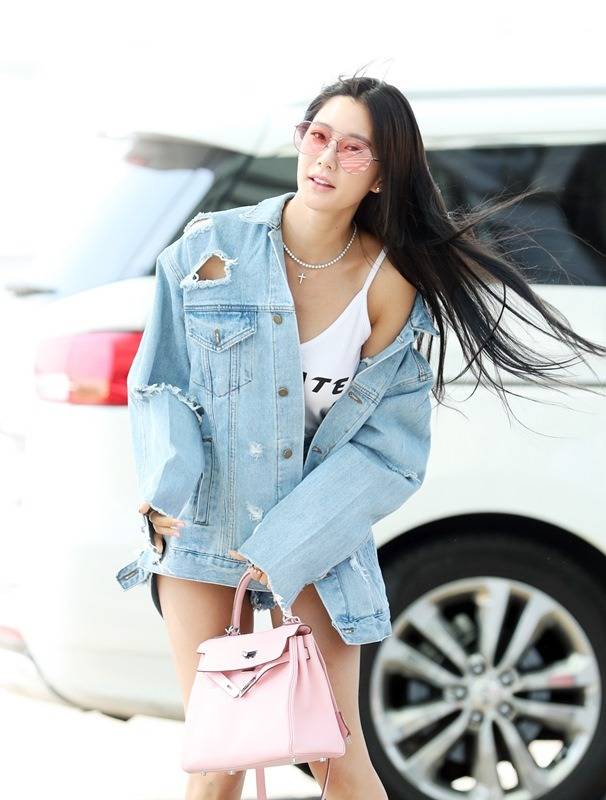 오늘자 클라라 몸매ㄷㄷㄷㄷ | 인스티즈