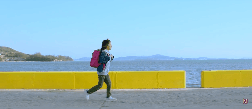 [걷기왕] 심은경의 독립영화 첫 주연작 걷기왕 따뜻하고 훈훈한 영화.GIF | 인스티즈