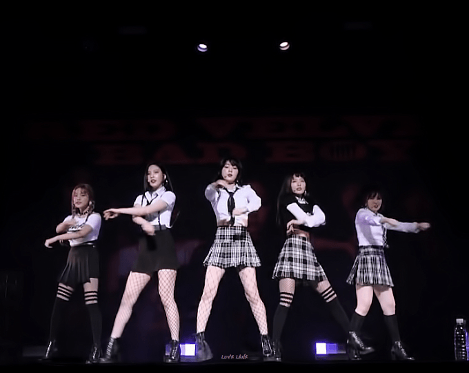 레드벨벳 벨벳 나이트 | 인스티즈