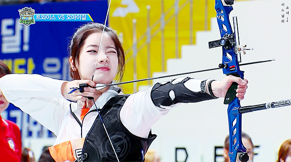 [트와이스] 아육대 카메라에다 잔망떠는 다현이 | 인스티즈