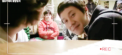 응사 신인들에게 현실 쓰성 같았던 정우.gif | 인스티즈