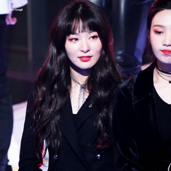 [레드벨벳] 무대위에서 카리스마가 사라진 곰.jpgif | 인스티즈