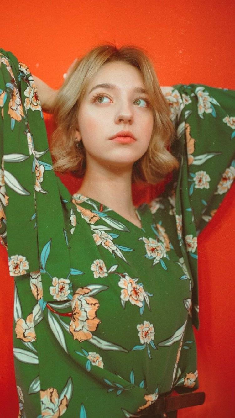 안젤리나 다닐로바 쌩얼.gif | 인스티즈