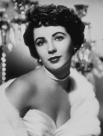 2002년 영국 선데이 익스프레지가 선정한 세계 10대 미녀 | 인스티즈