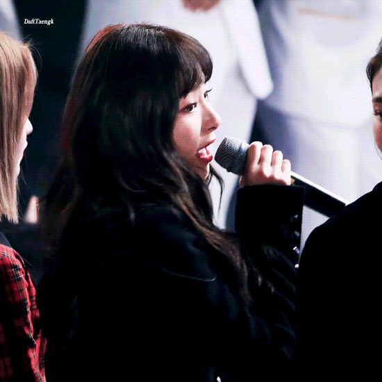 [레드벨벳] 무대위에서 카리스마가 사라진 곰.jpgif | 인스티즈