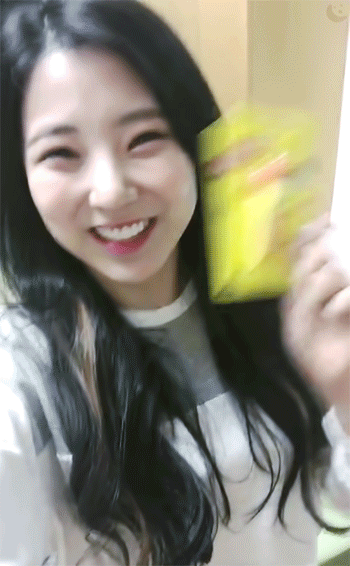 [프로듀스101] 22위 돼서 기분 좋아서 올리는 이수현 사진들.jpgif | 인스티즈