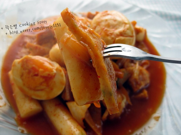 [떡볶이] 하교길에 먹어야 제맛인 500원짜리 컵떡볶이!!ㅠㅠㅠㅠㅠㅠㅠㅠ | 인스티즈