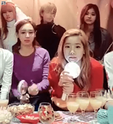 트와이스 상큼하지만 역시 서열 9위 쫄보 맏내 나연이 ㅋㅋㅋㅋ | 인스티즈