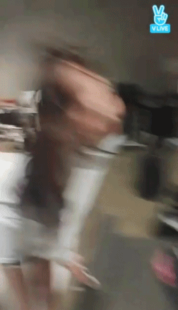 은근하지만 대놓고 섹시해버린 아이돌 | 인스티즈