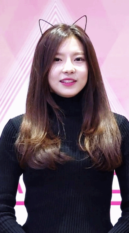 프로듀스101 젤리피쉬 김나영 뒤태.gif | 인스티즈