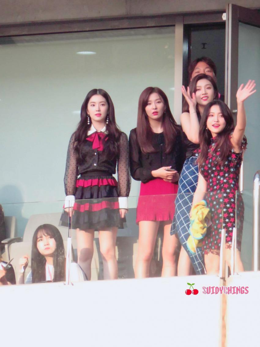 역장님 된 기념 레드벨벳 | 인스티즈