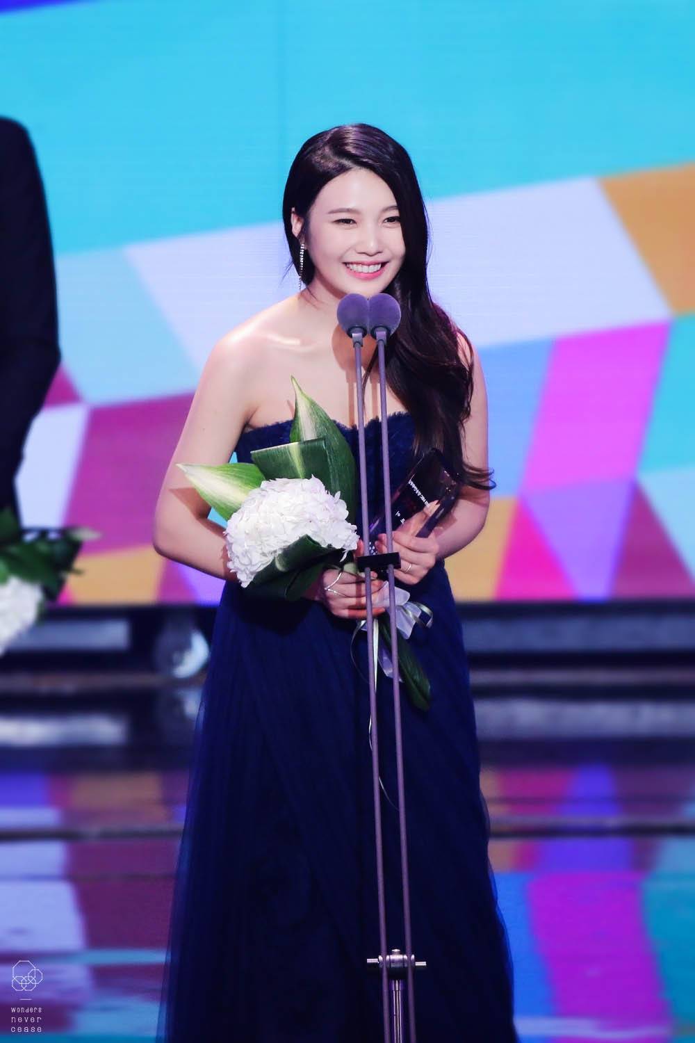 꾸준히 본인이 섹시하다 주장중이었던 조이.jpg | 인스티즈